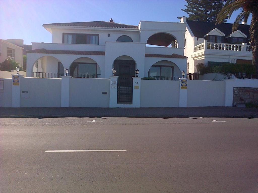 Nautilus Guest House 赫曼努斯 外观 照片